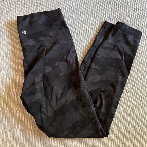 Lululemon Wunder Train High Rise Black Camo Leggings - 25” - Size 8 - Picture 1 of 3
